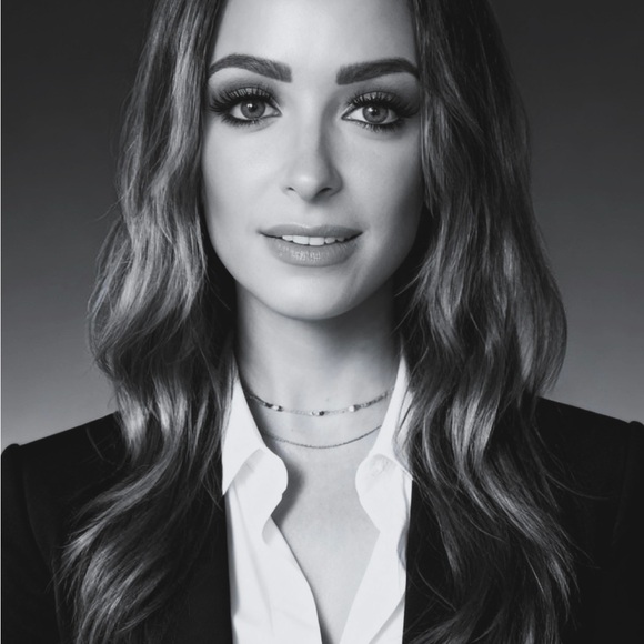 Meet your Posher, Erin - Picture 1 of 1